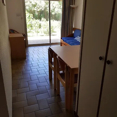 Ξενοδοχείο με διαμερίσματα Les Campanettes 2*