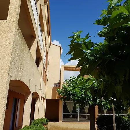 Apartahotel Les Campanettes 2*